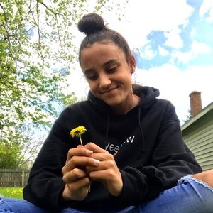 Meet your Posher, Emma